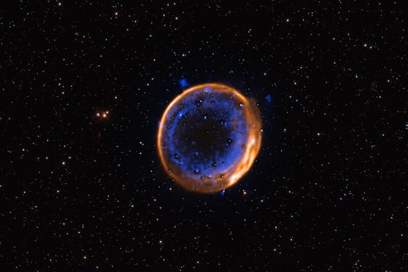 星は「二度死ぬ」こともある…「二重爆発」の超新星の残骸を発見