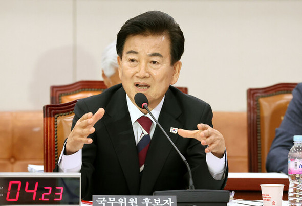 統一部長官候補「北朝鮮で半導体工場３カ所が稼働…密輸通じて携帯電話生産」