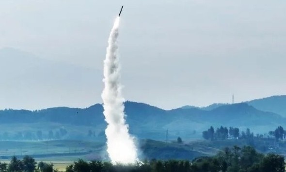 トランプ大統領への注意喚起か…北朝鮮、ＡＰＥＣ控え「短距離」弾道ミサイル発射