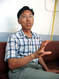 강호영 교사는 논술에 대한 교육부의 해결책을 비판했다. ⓒ인터넷뉴스 바이러스