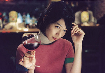 영화 <봄날의 곰을 좋아하세요>의 배두나가 소개팅에 실패하는 결정적 이유는 단 하나, ”다음!”을 고려하지 못한 데 있었다. '삼식이'가 나와도 흥분하지 말고 '두 번째 만남'을 노려야 한다.