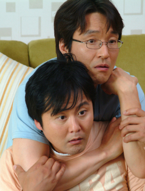 영화 ‘미스터 주부퀴즈왕’ <씨네21>