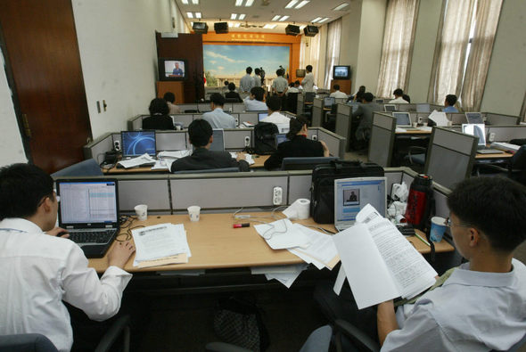 단일 출입처로는 국내 최대 규모의 기자들이 활동하고 있는 서울 여의도 국회 기자실. 정치기사의 산실인 국회 기자회견장에서는 하루 평균 10건 이상의 회견이 열린다. 이종찬 기자 <A href="mailto:rhee@hani.co.kr">rhee@hani.co.kr</A>