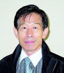 ‘현대문학 백년 대표작 시화전’ 여는 문학평론가 김우종씨