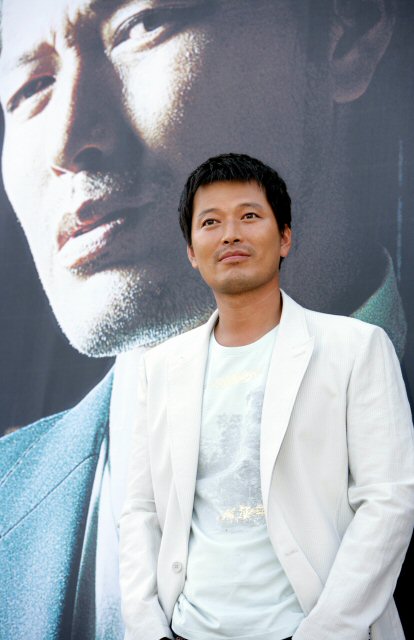 주연배우 정재영이 포즈를 취하고 있다. (서울=연합뉴스) 주연배우 정재영이 포즈를 취하고 있다. (서울=연합뉴스)