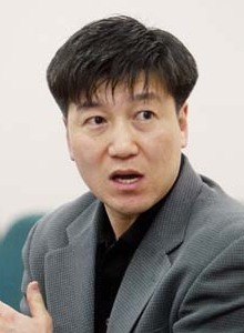 한국외국어대 이란어과 교수