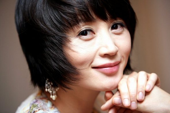 영화 ‘타짜‘(감독 최동훈, 제작 싸이더스FNH.영화사 참) 주연배우 김혜수. (서울=연합뉴스)