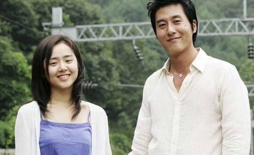 멜로영화 ‘사랑 따윈 필요 없어’ 문근영과 김주혁 / 씨네21