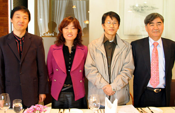제14회 대산문학상을 수상한 김사인, 김인숙, 박근형, 최동호씨. (왼쪽부터)