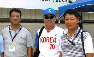 오른쪽부터 김준환 원광대, 권영호 영남대, 김용철 경찰청 감독.