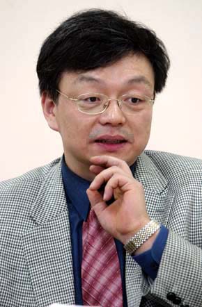 홍윤기 동국대 교수·철학과