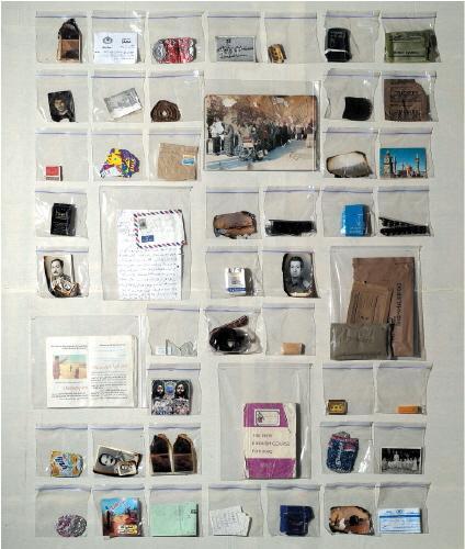 이종구 <주인을 찾습니다>지퍼백, 오브제 가변설치 2003년 이종구 <주인을 찾습니다>지퍼백, 오브제 가변설치 2003년
