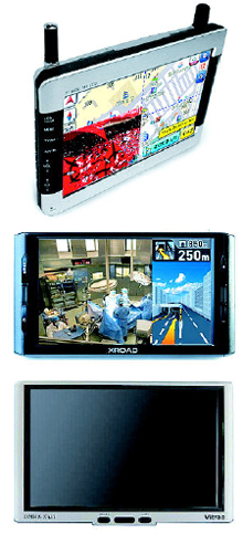 하이온 HN-3300T, 카포인트 엑스로드(XROAD) V7, 현대테크노 HDT-8800ND(위부터)