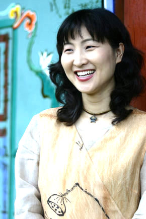 ‘시 읽어 주는’ 구미시청 공무원 권미강씨