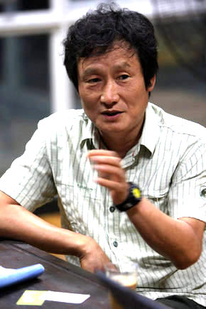 문성근