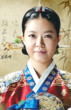 ‘이산’의 정순왕후 김여진