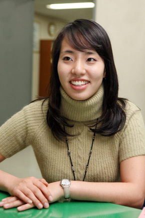 일본해사협회 첫 여성 선박검사관 합격한 박수정씨
