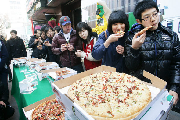 ‘한 입에 다 넣을 수 있다면…’