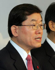 문국현 창조한국당 대표