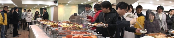 점심시간에 수험생들이 자주 찾는＇고시식당＇에 찾아간 일본 청년 시민단체 회원들이 식사하고 있는 수험생들을 만나 이야기를 나누며 식당 곳곳을 둘러 봤다.