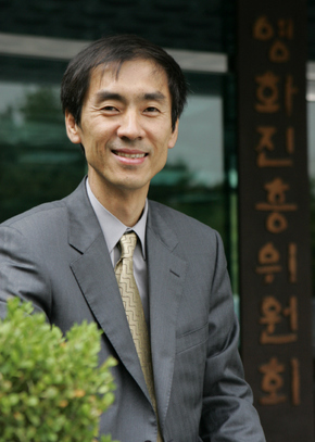 강한섭(48·사진)