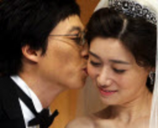 유재석(36·왼쪽) 나경은(27·오른쪽) 유재석(36·왼쪽) 나경은(27·오른쪽)