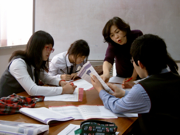 학생들은 교사가 바라보고 예측하는 것에 따라 변할 수 있다. 관심과 격려, 긍정적인 기대야말로 진로지도의 중요한 요소다. 돌마고 제공