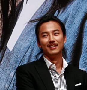 문화방송 ‘선덕여왕’에서 ‘비담’역으로 출연 중인 김남길 문화방송 ‘선덕여왕’에서 ‘비담’역으로 출연 중인 김남길