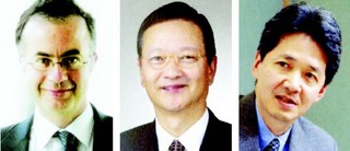 왼쪽부터 이안시티 교수, 스에마쓰 교수, 이치가와 전무