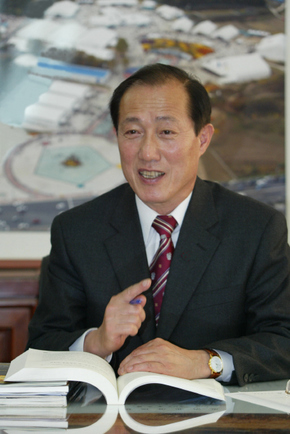 이원종(67·사진·성균관대 국정관리대학원 교수)
