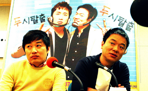 정찬우(41·사진 왼쪽), 김태균(37). 정찬우(41·사진 왼쪽), 김태균(37).