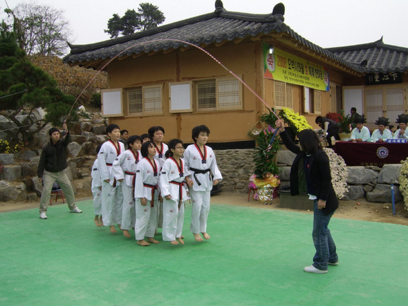 오박사 마을 농촌체험 프로그램 장면. 창원군 제공