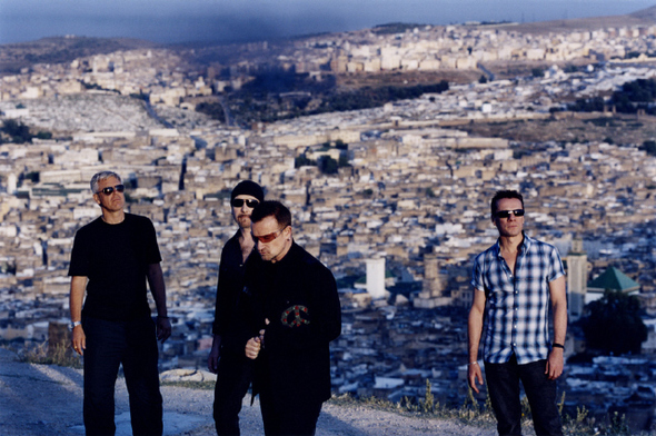 U2 열두번째 ‘사랑과 화합’
