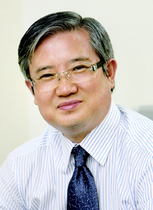 김성재(61) 전 문화관광부 장관