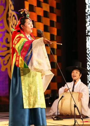 전주대사습놀이 폐막…판소리 장원에 허은선씨