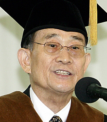 이성일(67) 한국승강기대학 총장