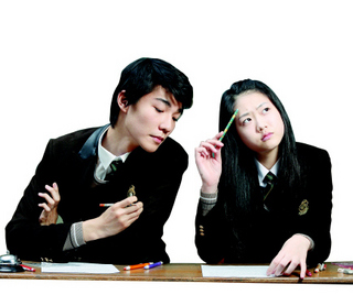 2010학년도 수시 모집은 그 어느 때보다 전형이 다양하고 복잡해졌다. 대학보다 전형을 기준으로 수시 지원전략을 짜야 할 때다.  <한겨레> 자료사진
