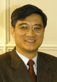 홍덕률(53·사회학과) 교수