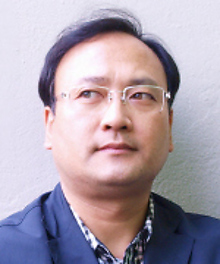 박진(48)씨