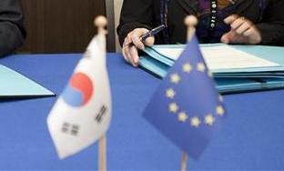 EU “한국, FTA 노동조건 위반…전문가 패널 소집하자”