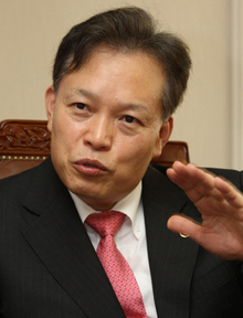 백용호 국세청장