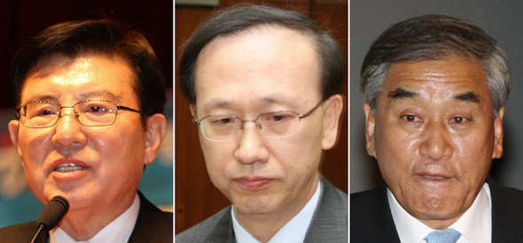 왼쪽부터 김덕룡 민화협 대표, 현인택 장관, 이재오 위원장.