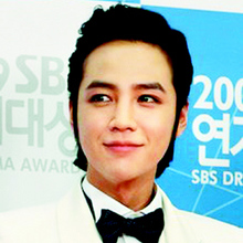 장근석