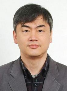 신영전 한양대 교수·사회의학