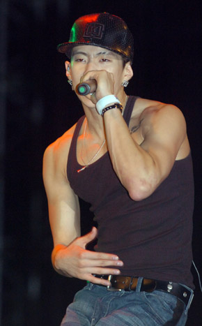 가수 박재범(23)씨