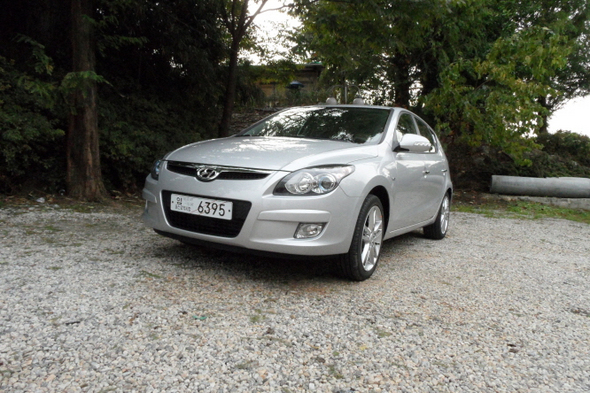 i30