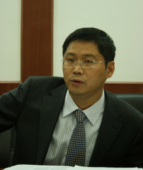사회과학원 후빈 박사 
