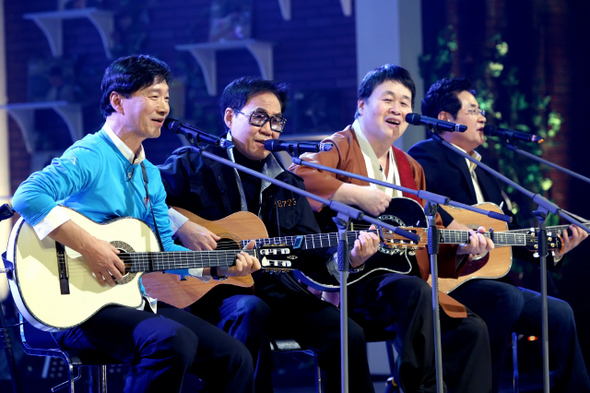 가수 조영남·송창식·윤형주·김세환. ‘세시봉’ 친구들. 