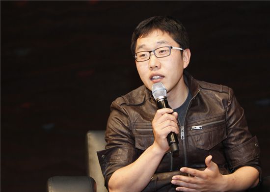 김제동