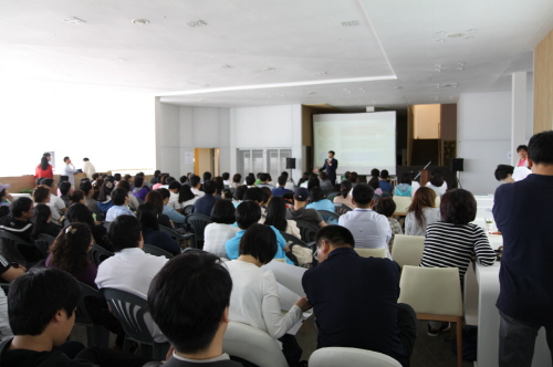 춘천아아파크 사업설명회 현장, 자료제공 : 현대산업개발